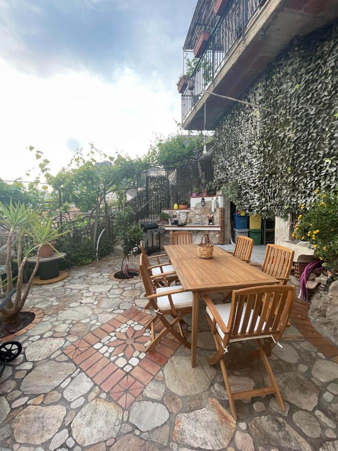 Villa The Secret Garden Forza dʼAgro Exterior foto