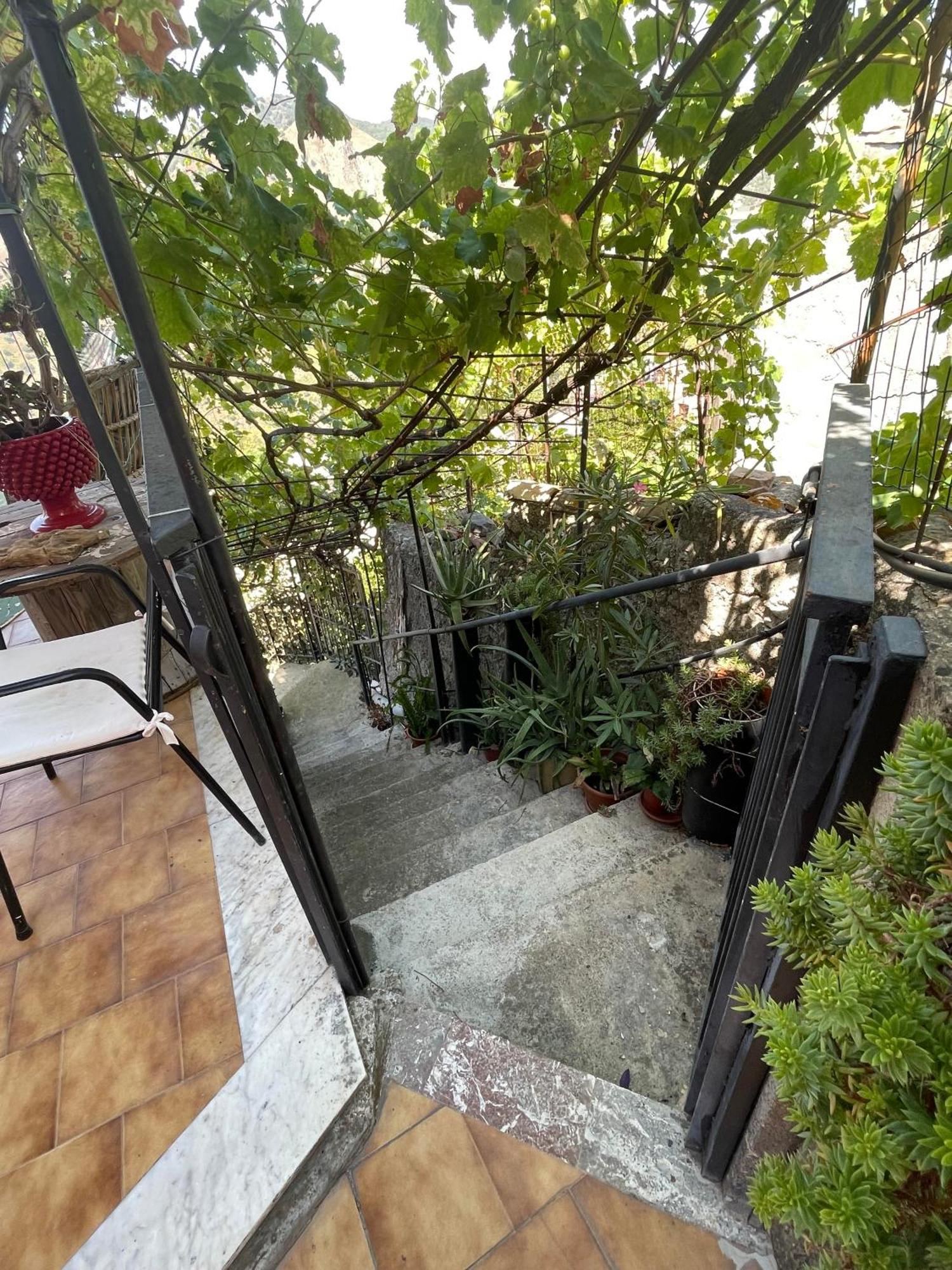 Villa The Secret Garden Forza dʼAgro Exterior foto